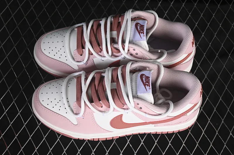 All categories Nk SB Dunk Series Nk SB Dunk Low High-end customized low-top sneakers Nike SB Dunk Low Anniversary high-end customized low-top casual sneakers PC0528-105
